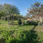 Clementina-agriturismo La Valentina טלאמונה